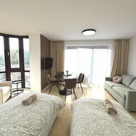 Modernes Mit Balkon, Smart-tv&tiefgarage * Mönchengladbach