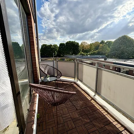 Modernes Mit Balkon, Smart-tv&tiefgarage *