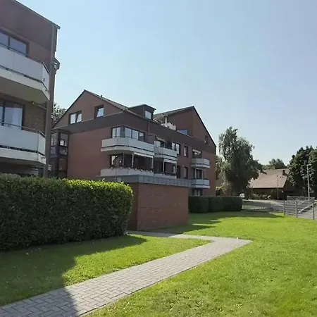 Modernes Mit Balkon, Smart-tv&tiefgarage Apartment
